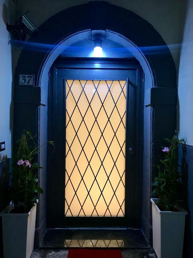 Tresette Toledo Bed & Breakfast เนเปิลส์ ภายนอก รูปภาพ