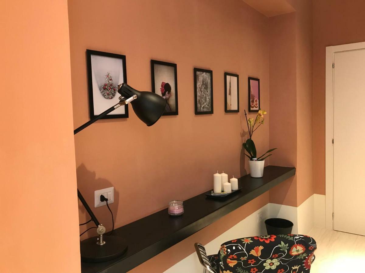Tresette Toledo Bed & Breakfast เนเปิลส์ ภายนอก รูปภาพ