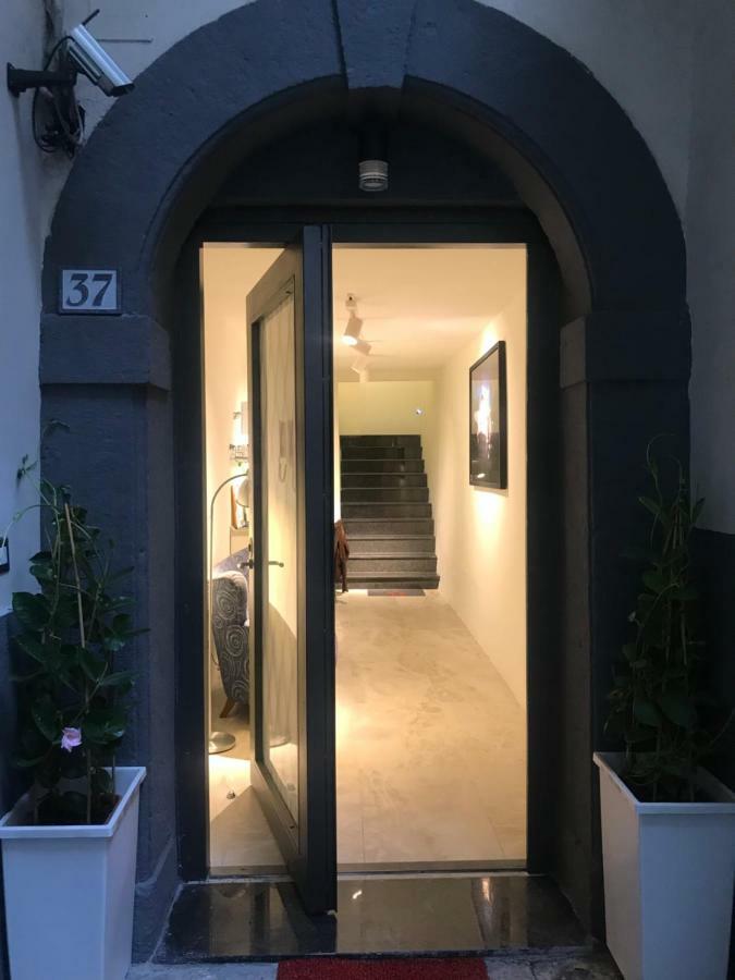 Tresette Toledo Bed & Breakfast เนเปิลส์ ภายนอก รูปภาพ